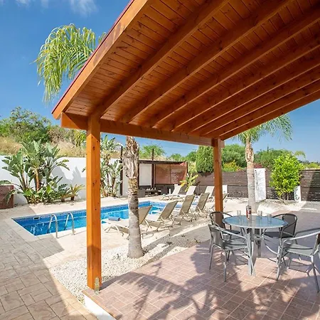 Kanthos - Beautiful 4 Bedroom With Pool * Protarász