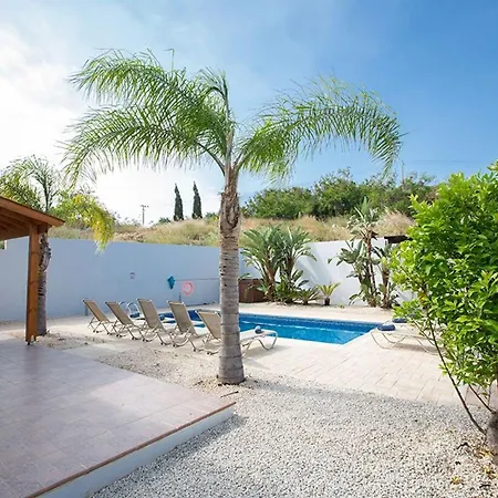 Kanthos - Beautiful 4 Bedroom With Pool * プロタラス