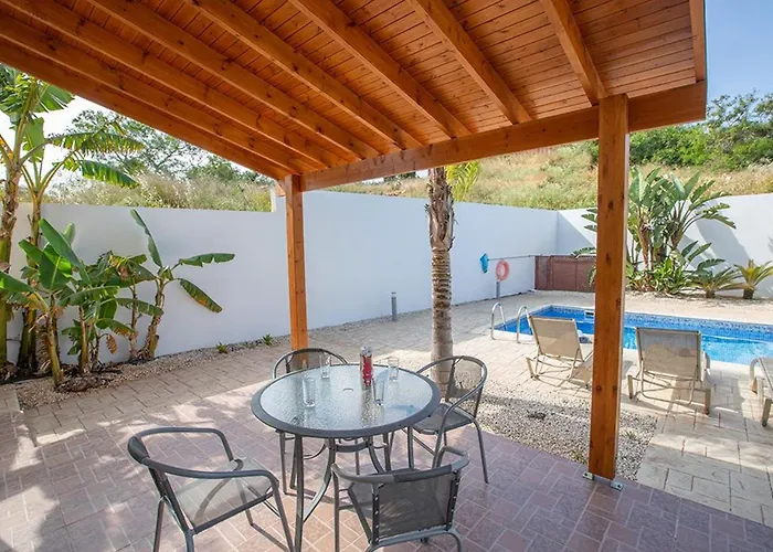 Kanthos - Beautiful 4 Bedroom With Pool Βίλα